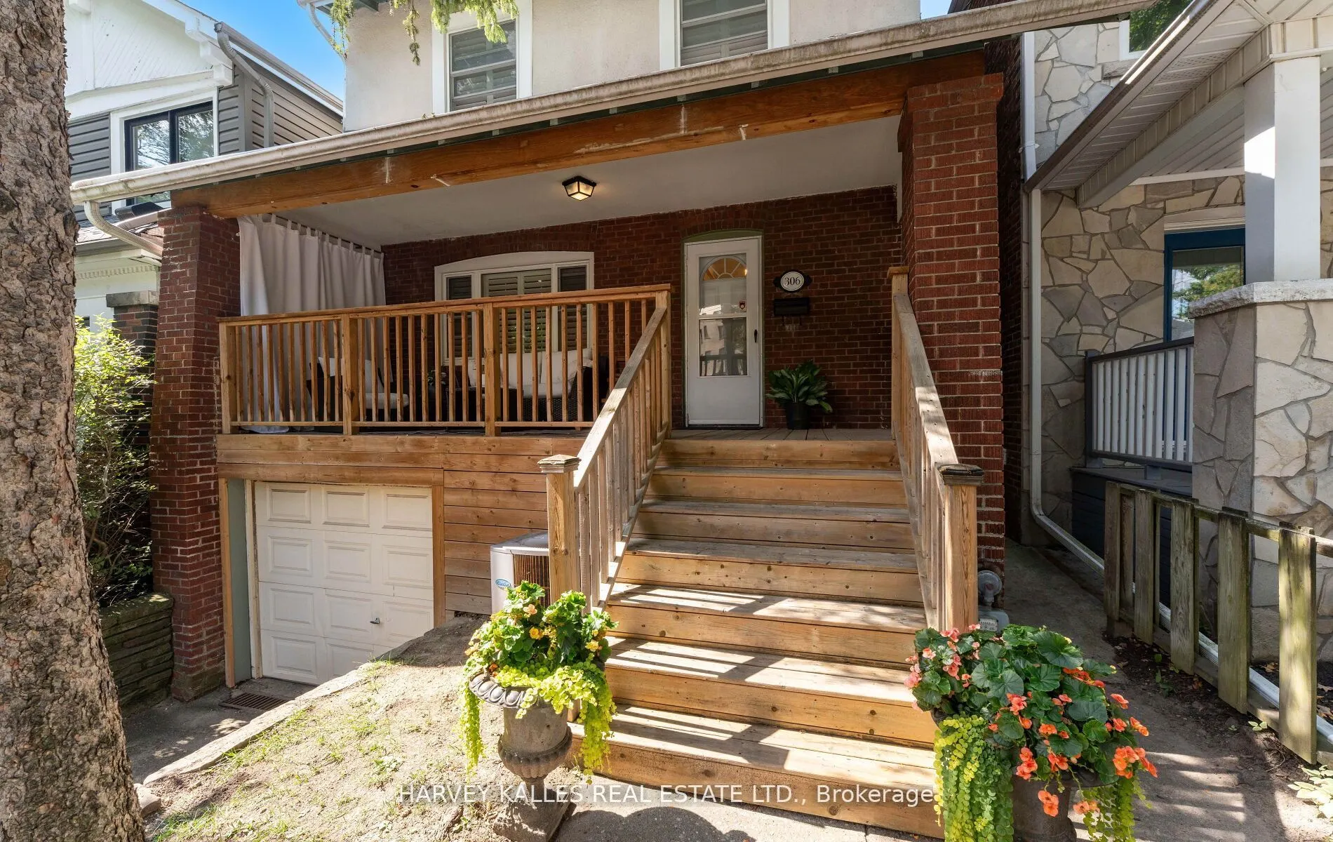 306 Wychwood Avenue