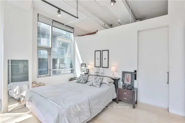 477 Richmond Street W, #308
