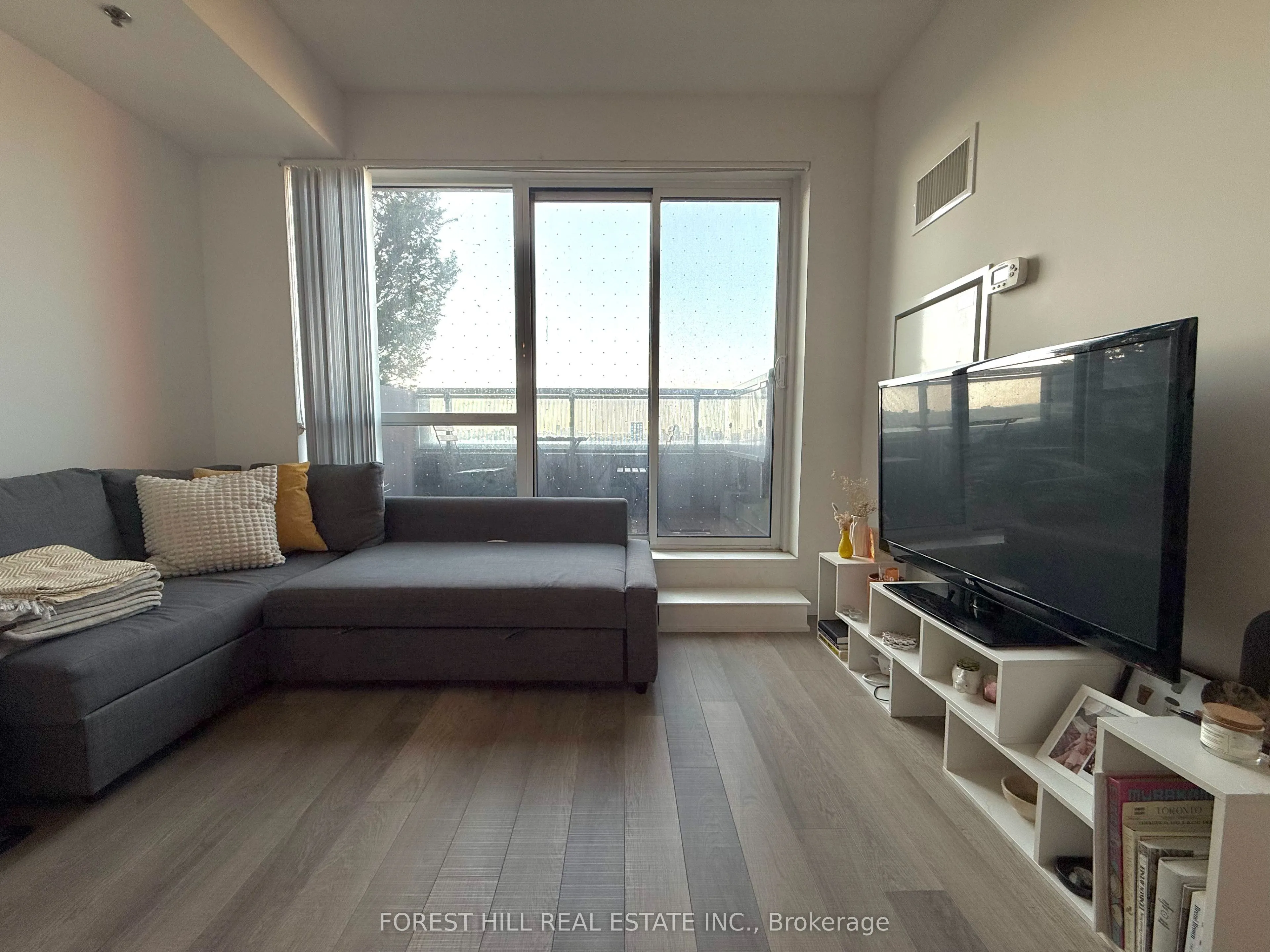 318 Richmond Street W, #2902