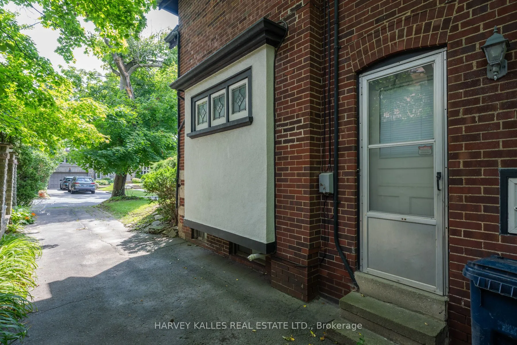 412 Glenayr Road