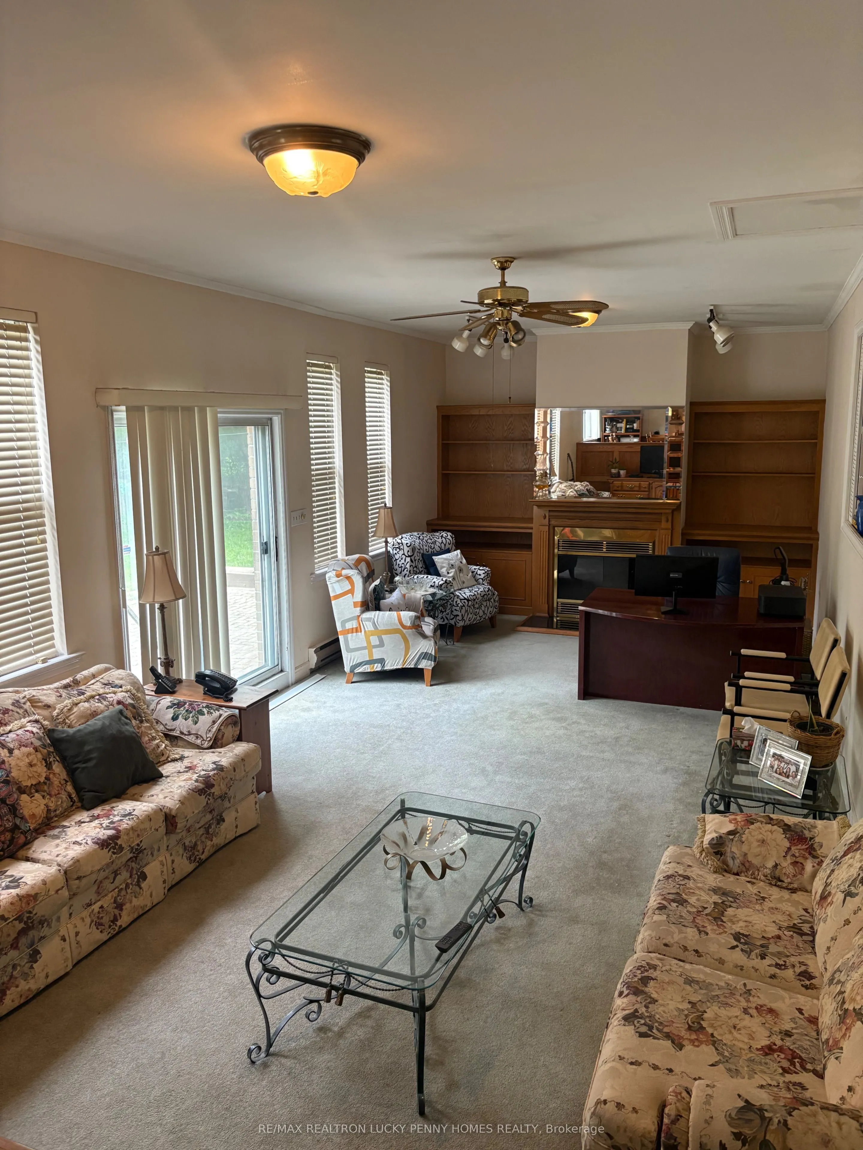 61 Hurlingham Crescent