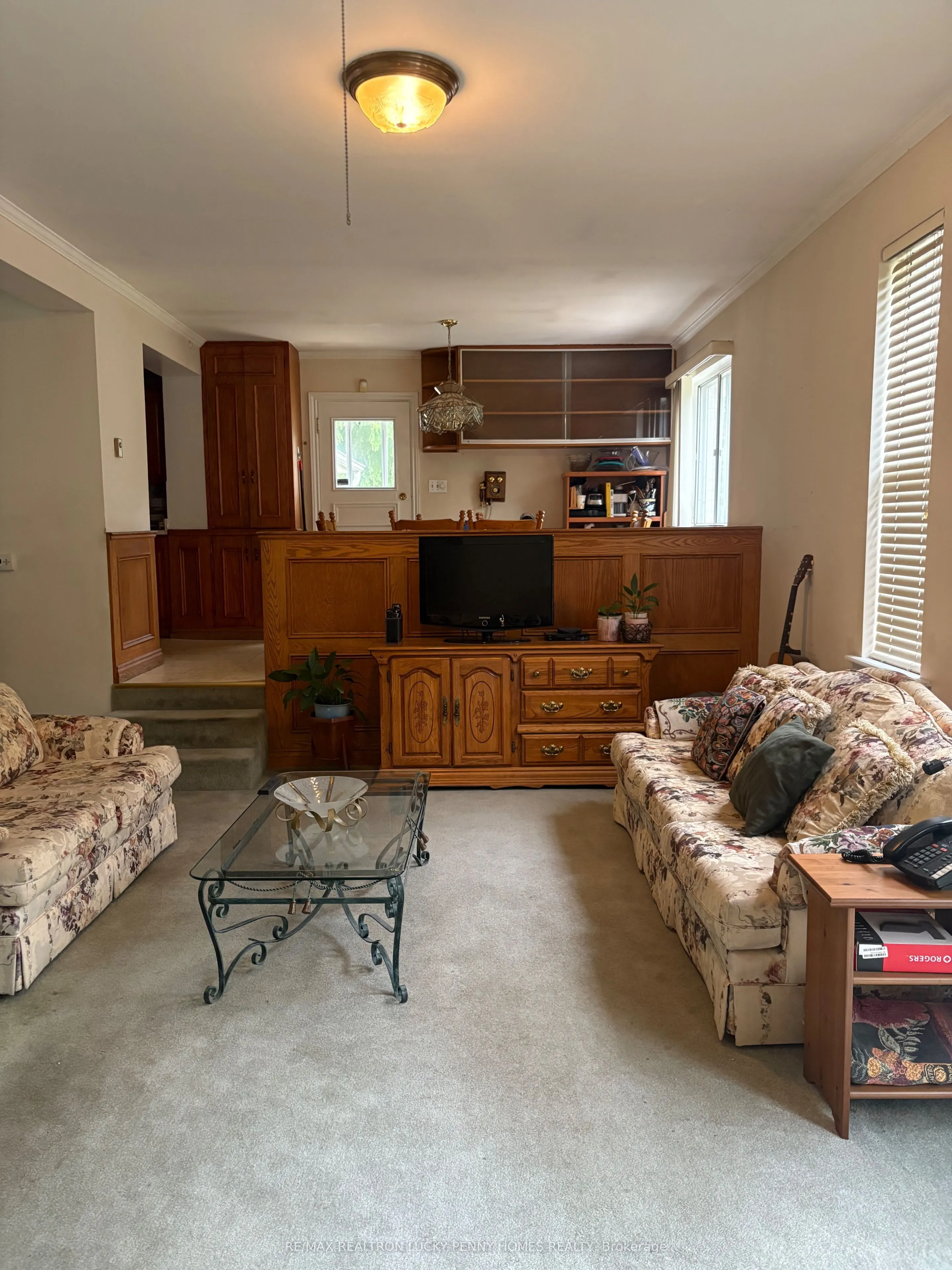 61 Hurlingham Crescent