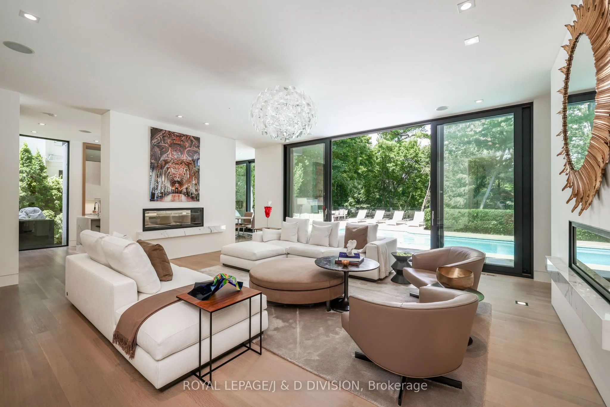 20 Forest Glen Crescent