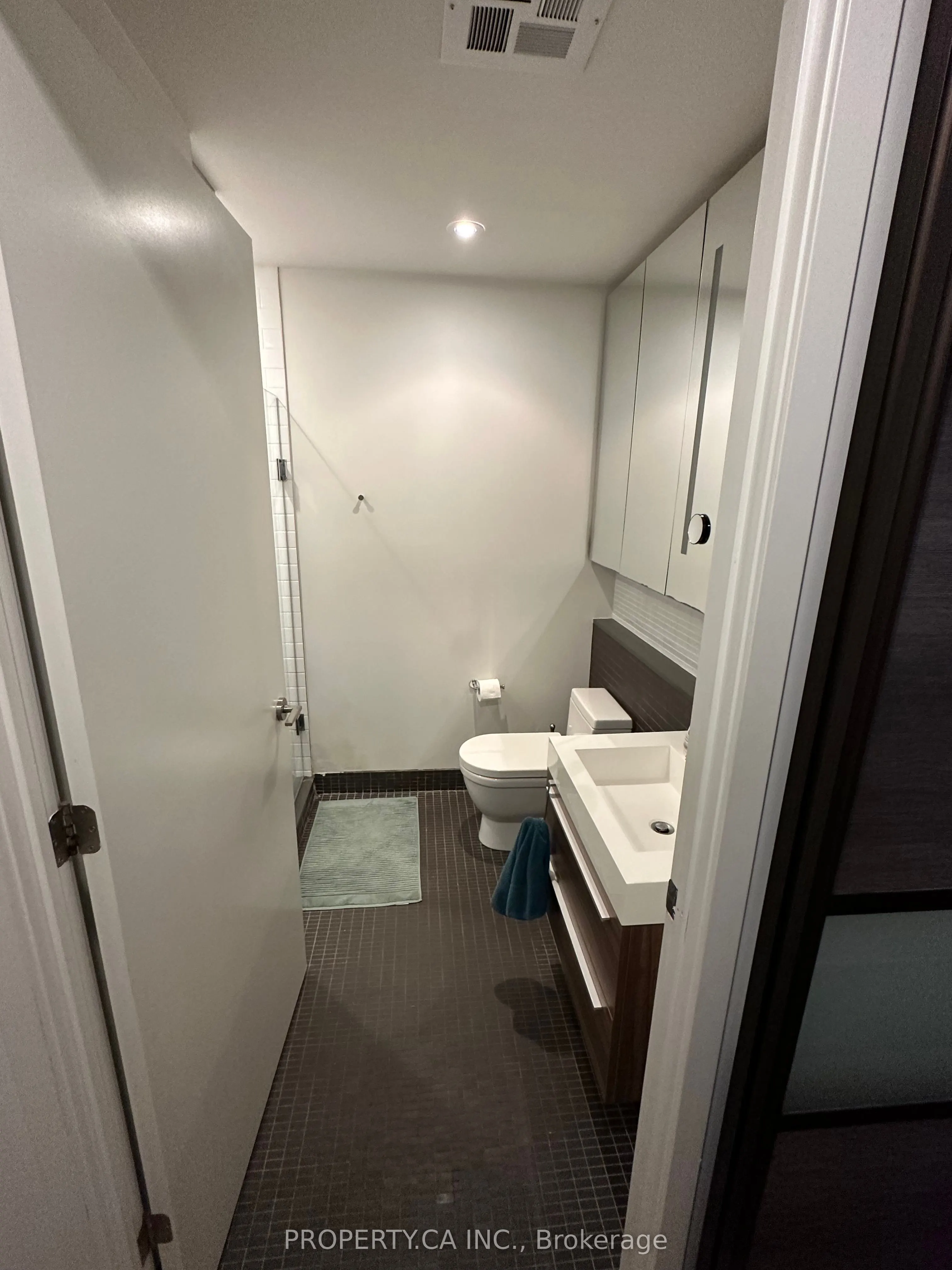 8 Dovercourt Road, #324