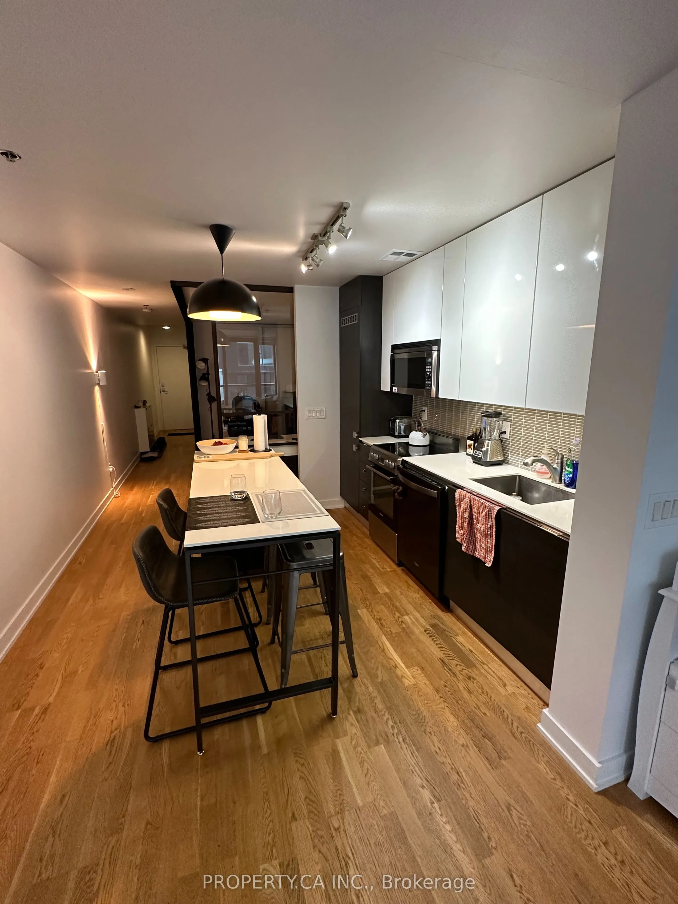 8 Dovercourt Road, #324