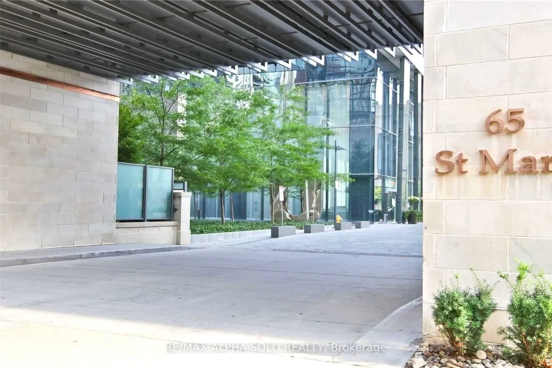 65 St Mary Street, #810