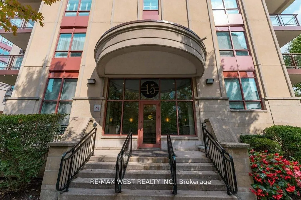 15 Rean Drive, #407