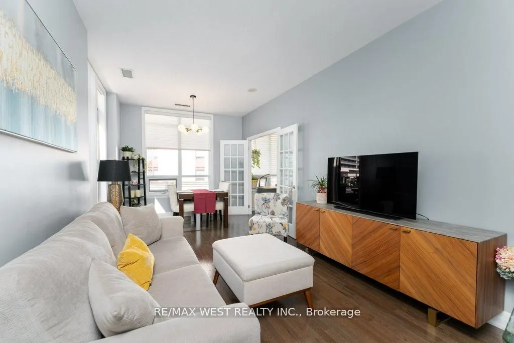 15 Rean Drive, #407