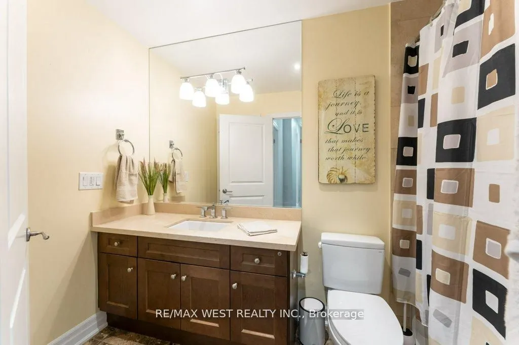 15 Rean Drive, #407