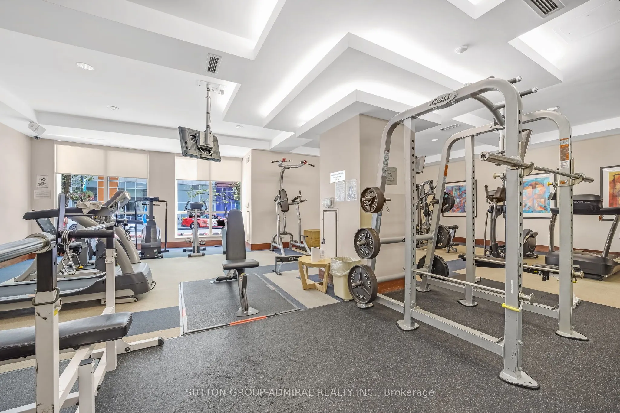 168 Simcoe Street, #812