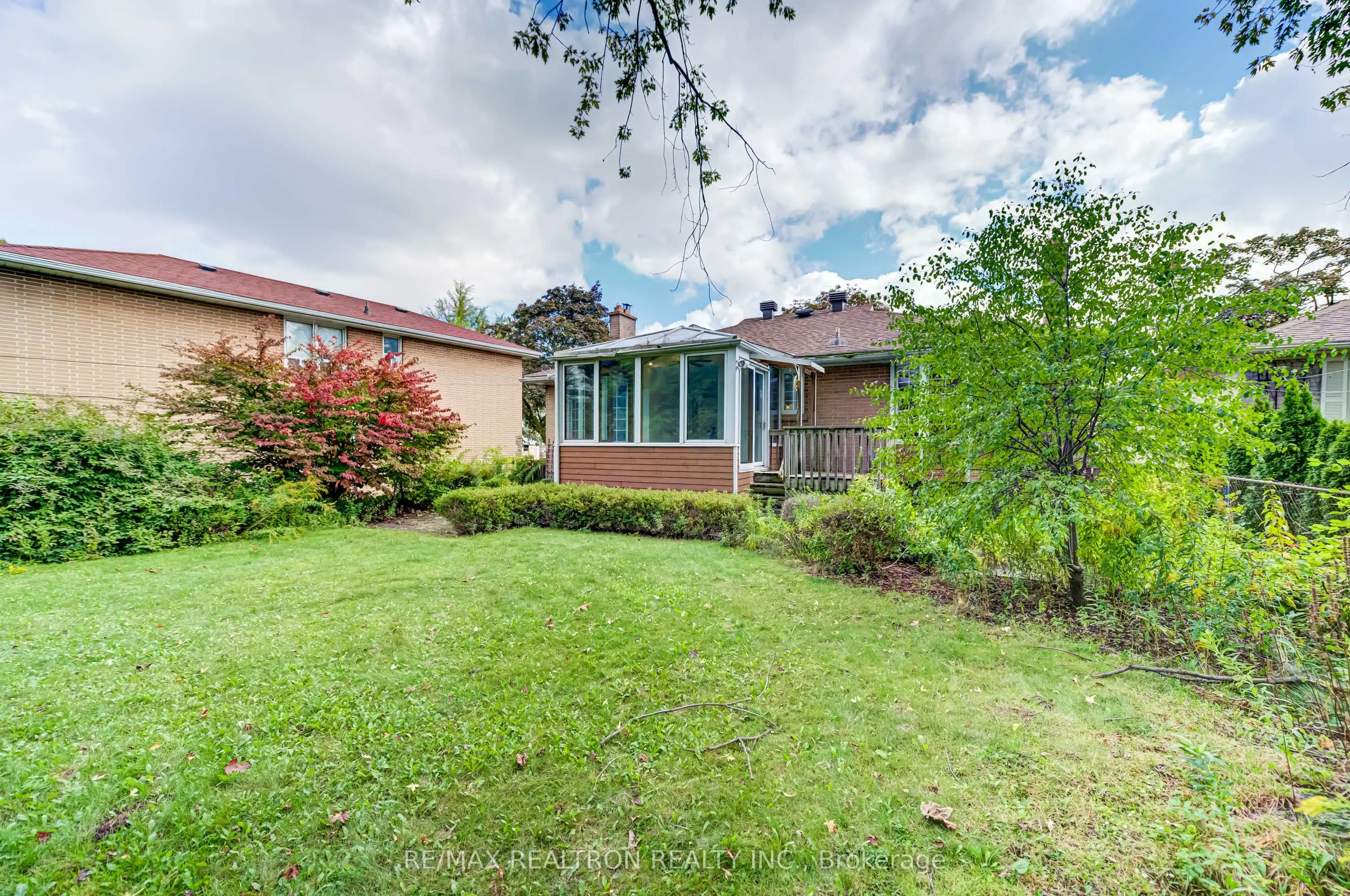 37 Canary Crescent