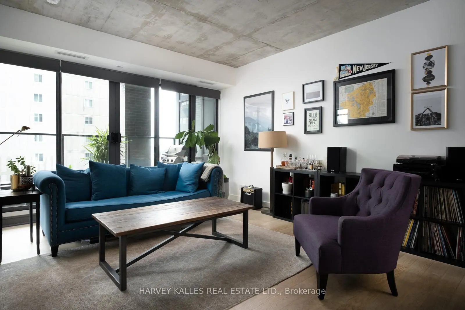 111 Bathurst Street, #401