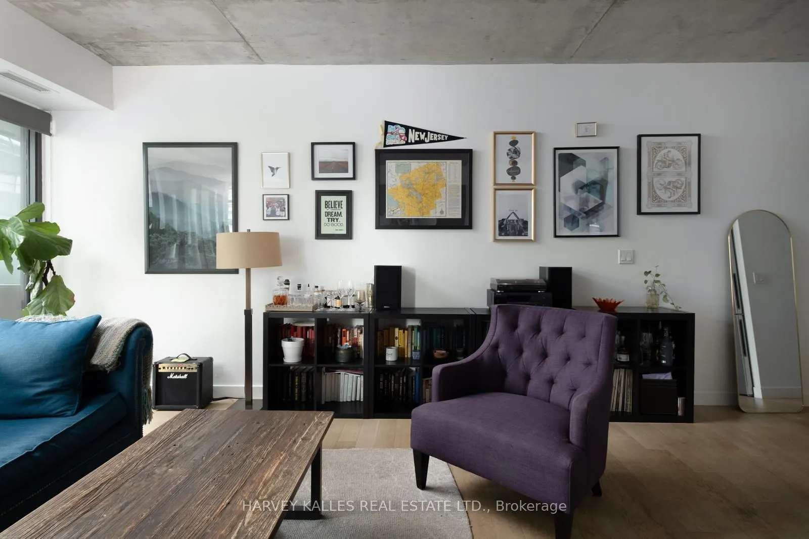 111 Bathurst Street, #401