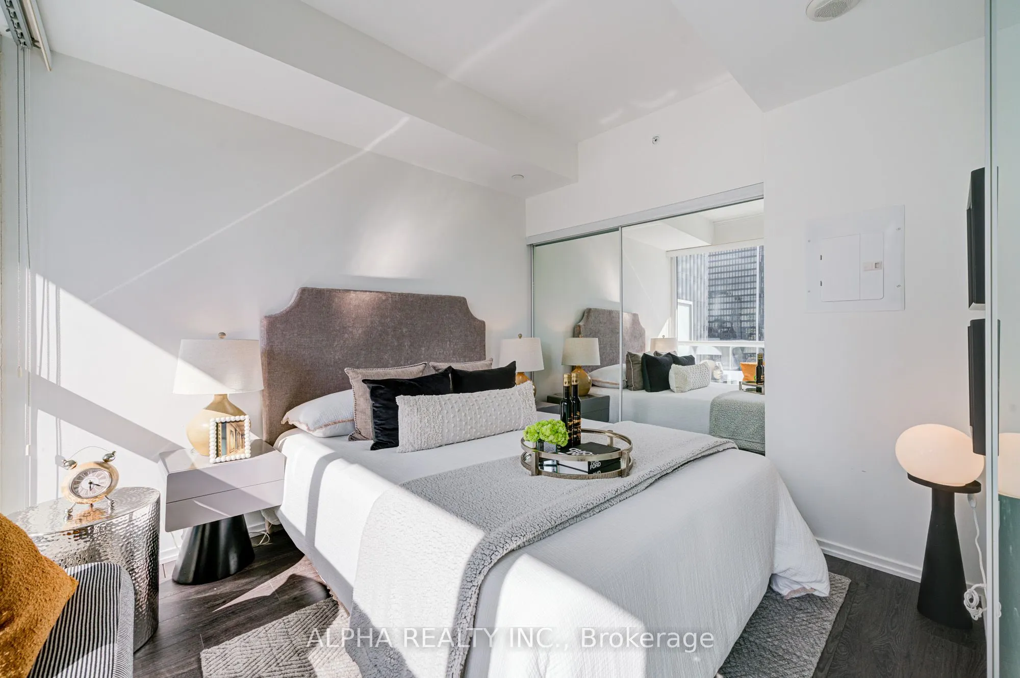 70 Temperance Street, #3010