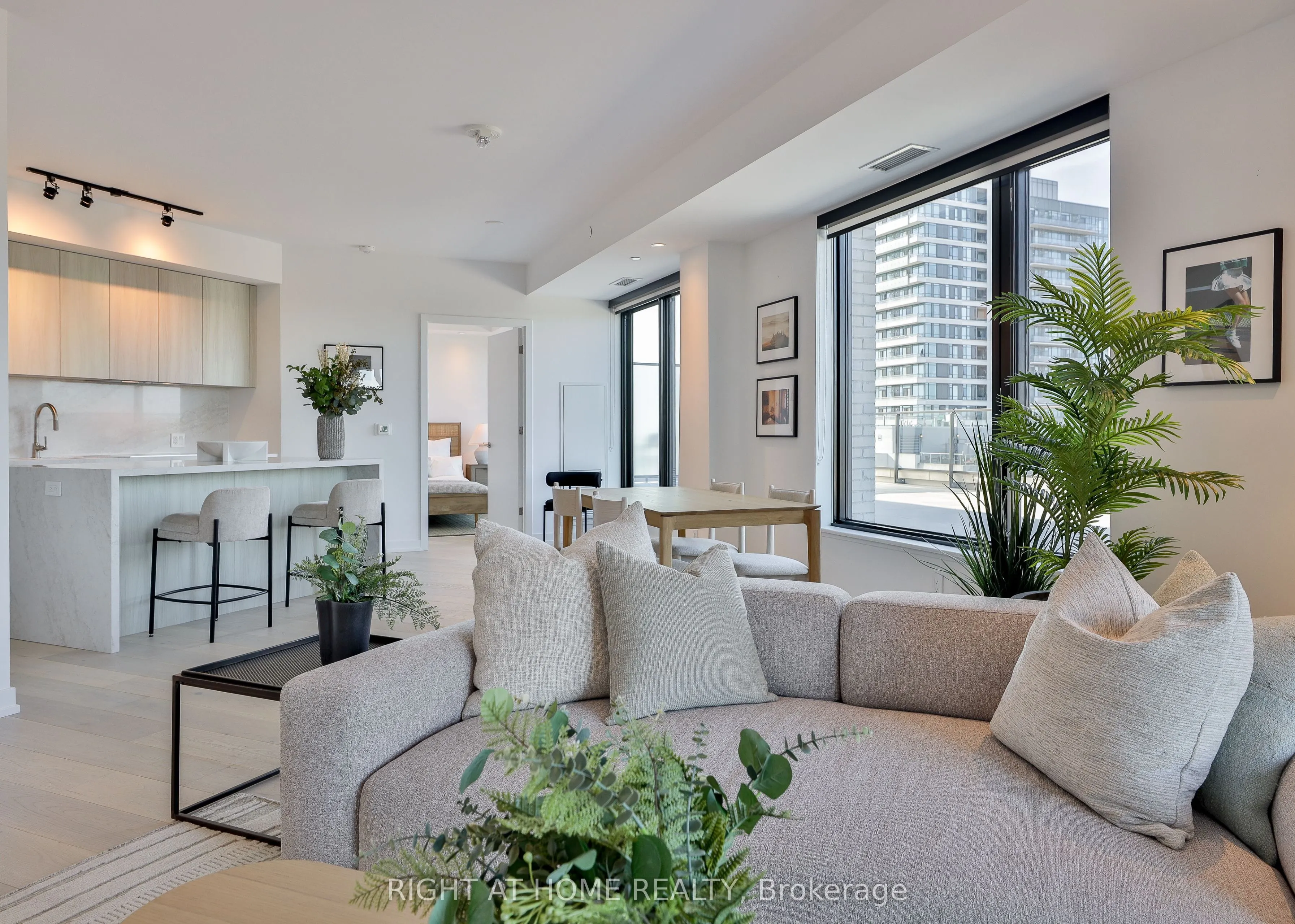 200 Sudbury Street, #906