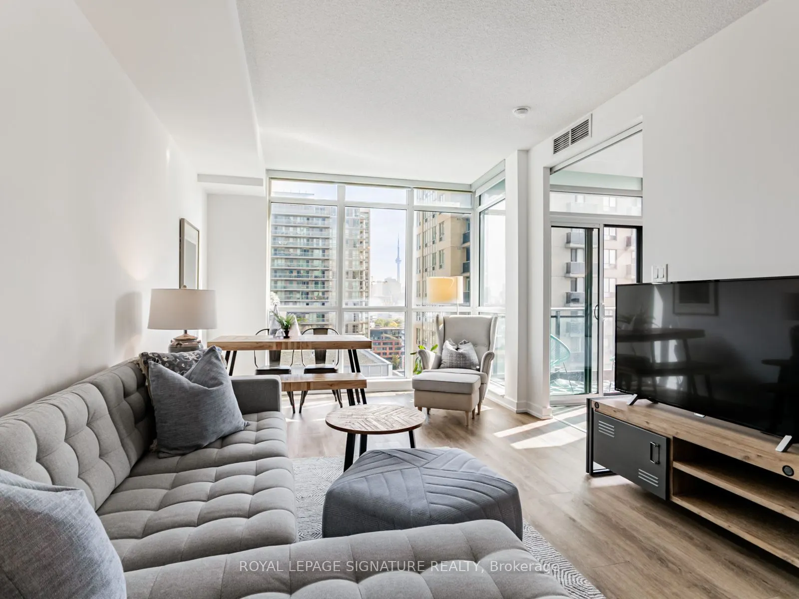 1171 Queen Street W, #1208