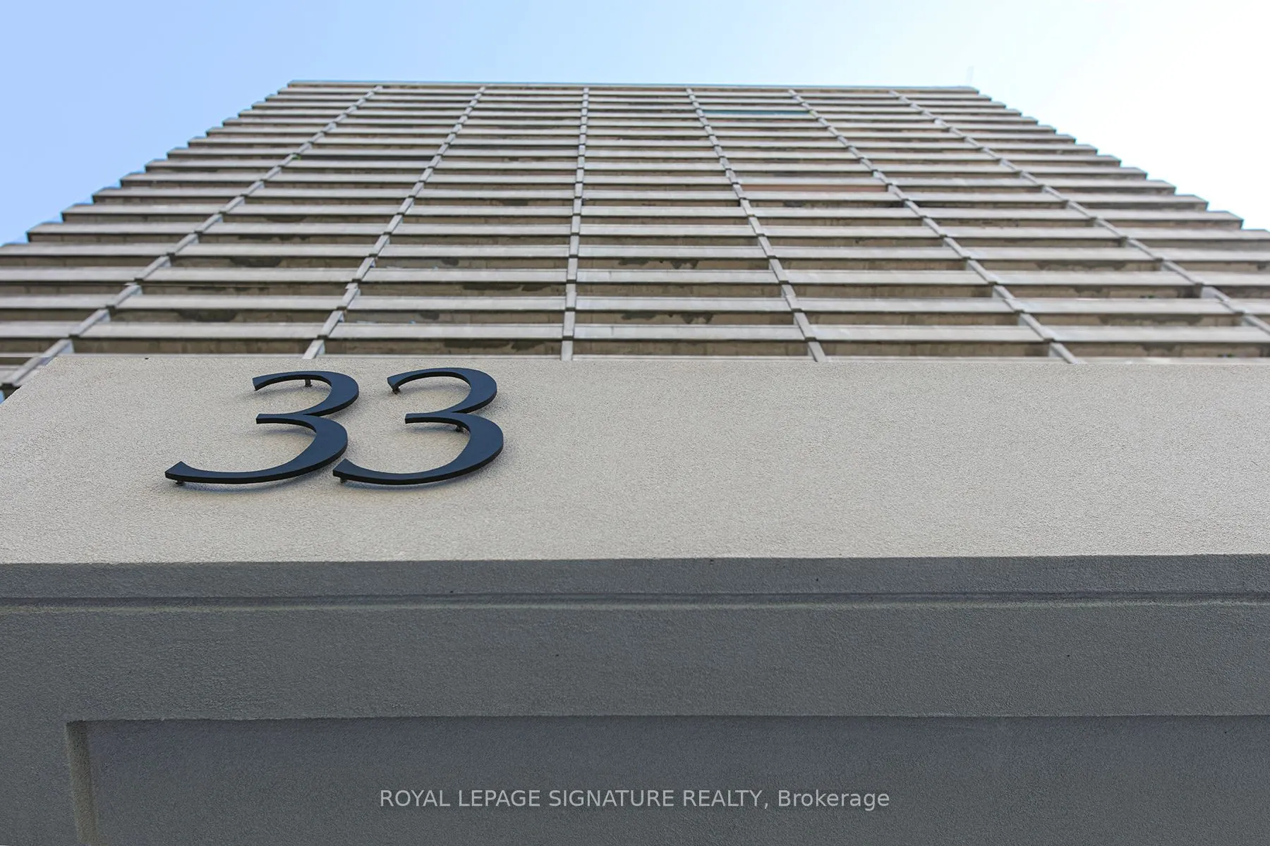 33 Isabella Street, #615