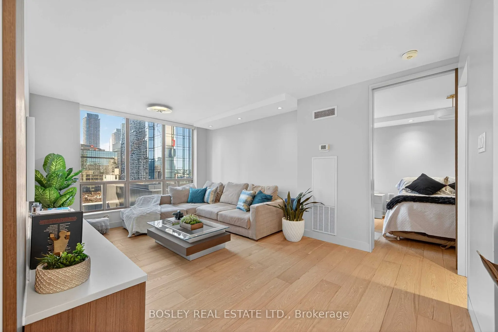 40 Scollard Street, #1502