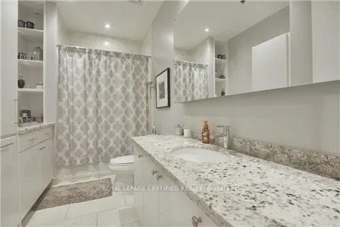 43 Hanna Avenue, #107