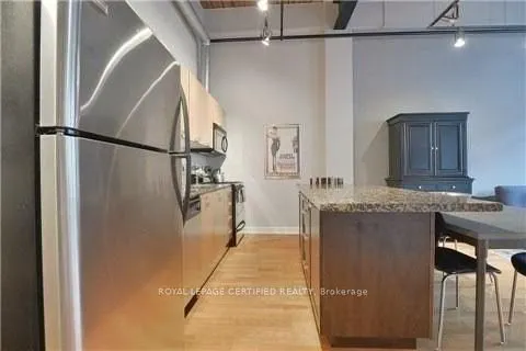 43 Hanna Avenue, #107