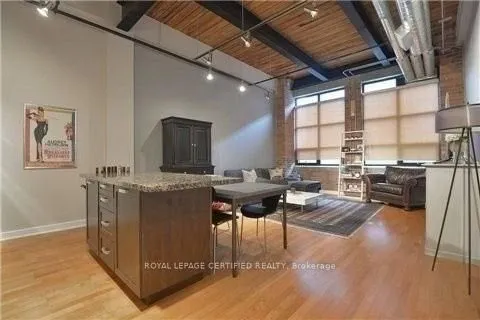 43 Hanna Avenue, #107