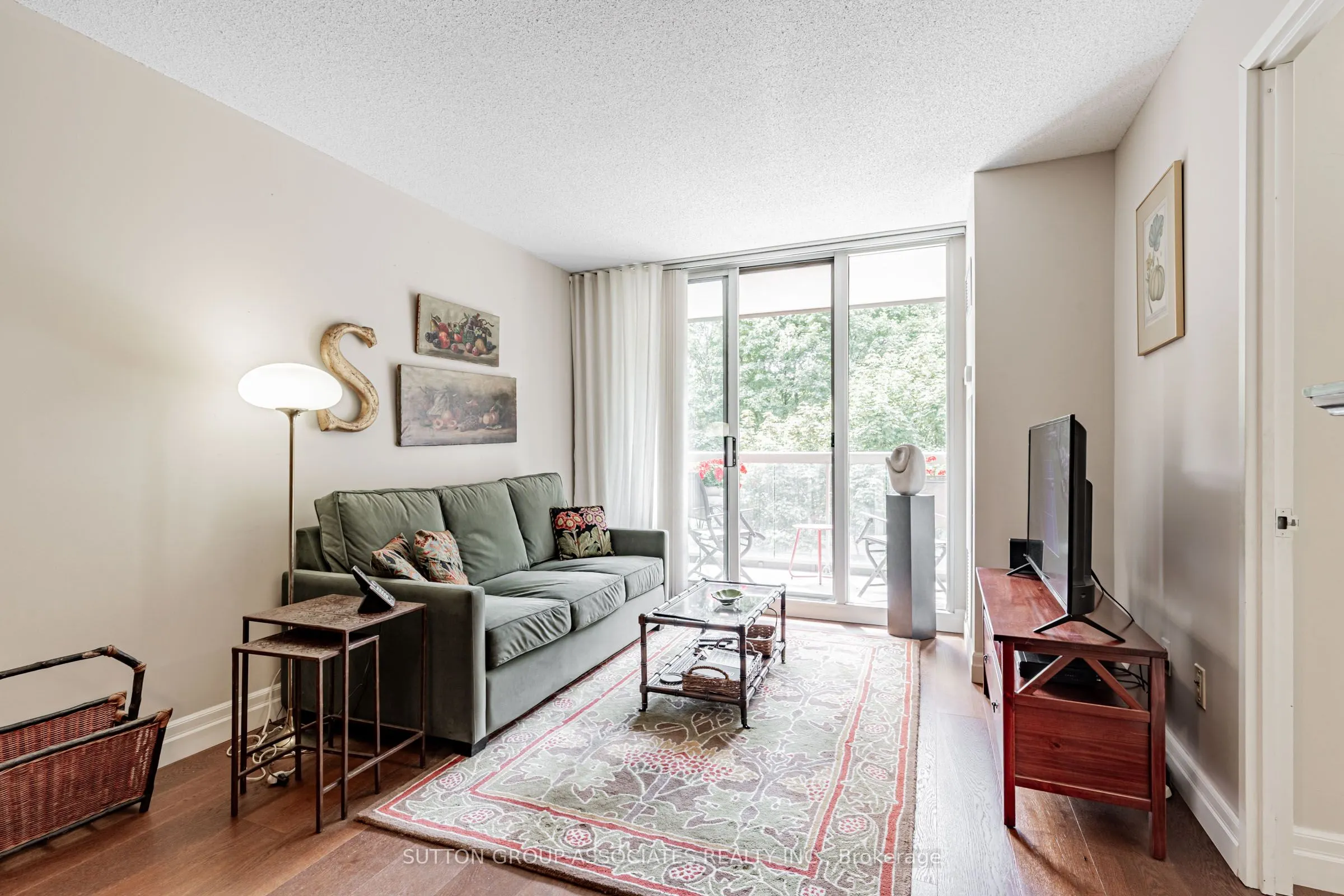 253 Merton Street, #303
