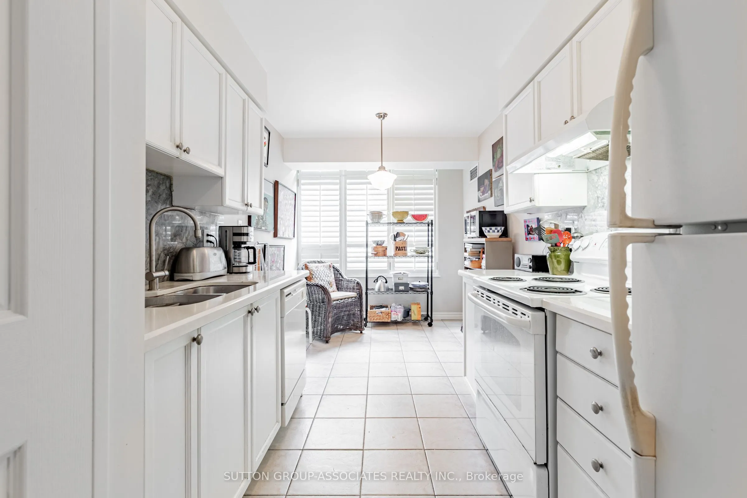253 Merton Street, #303