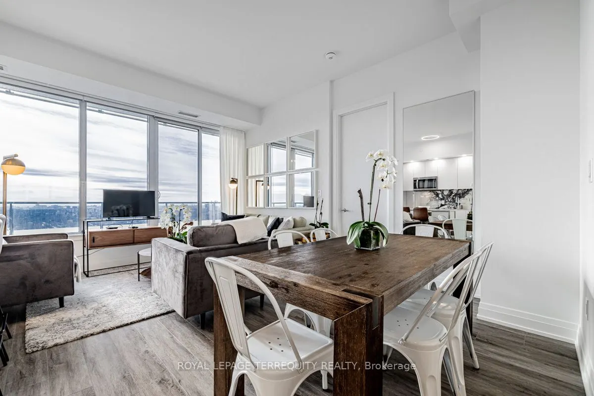 75 Canterbury Place, #PH506