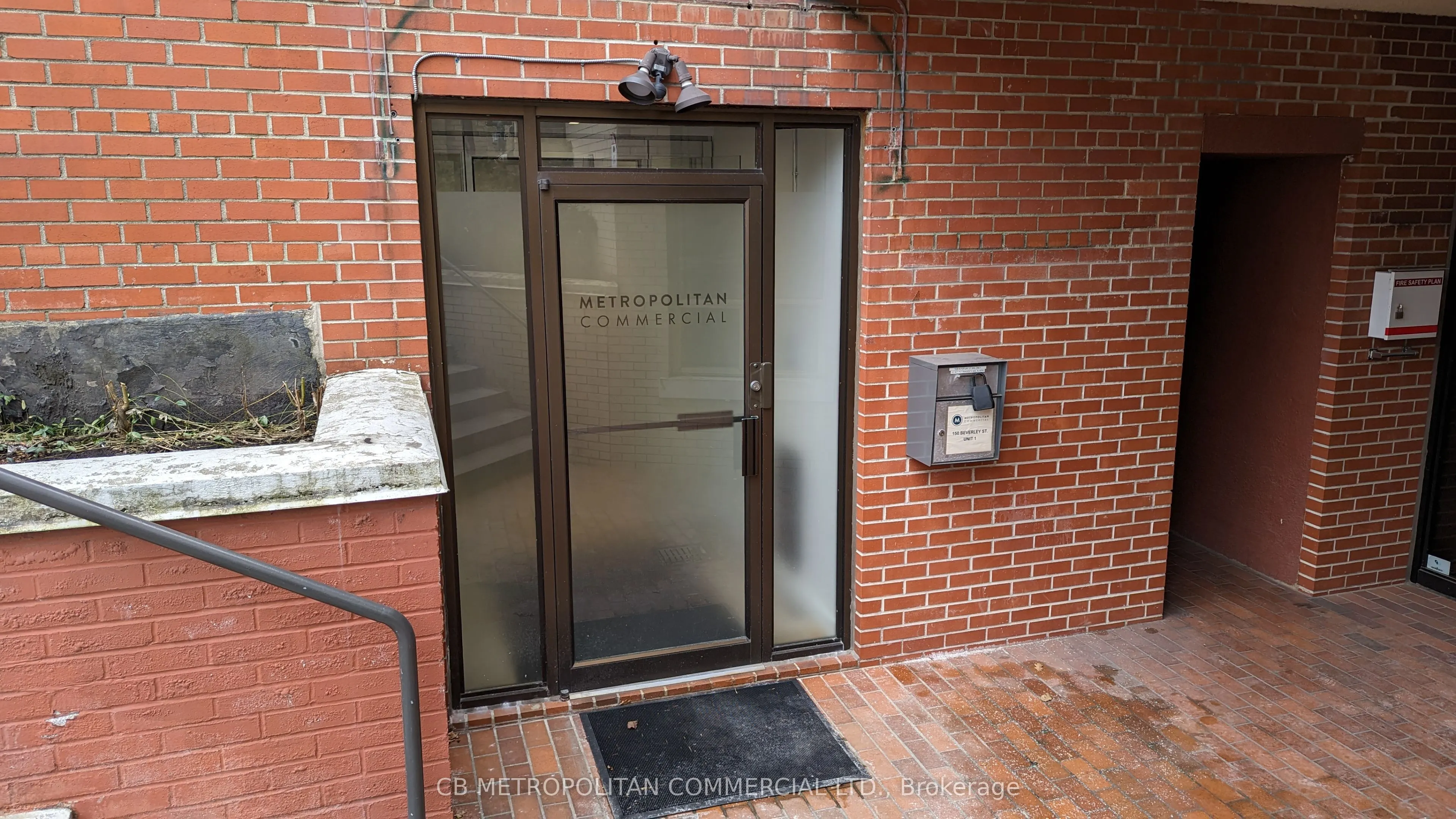 150 Beverley Street, #1