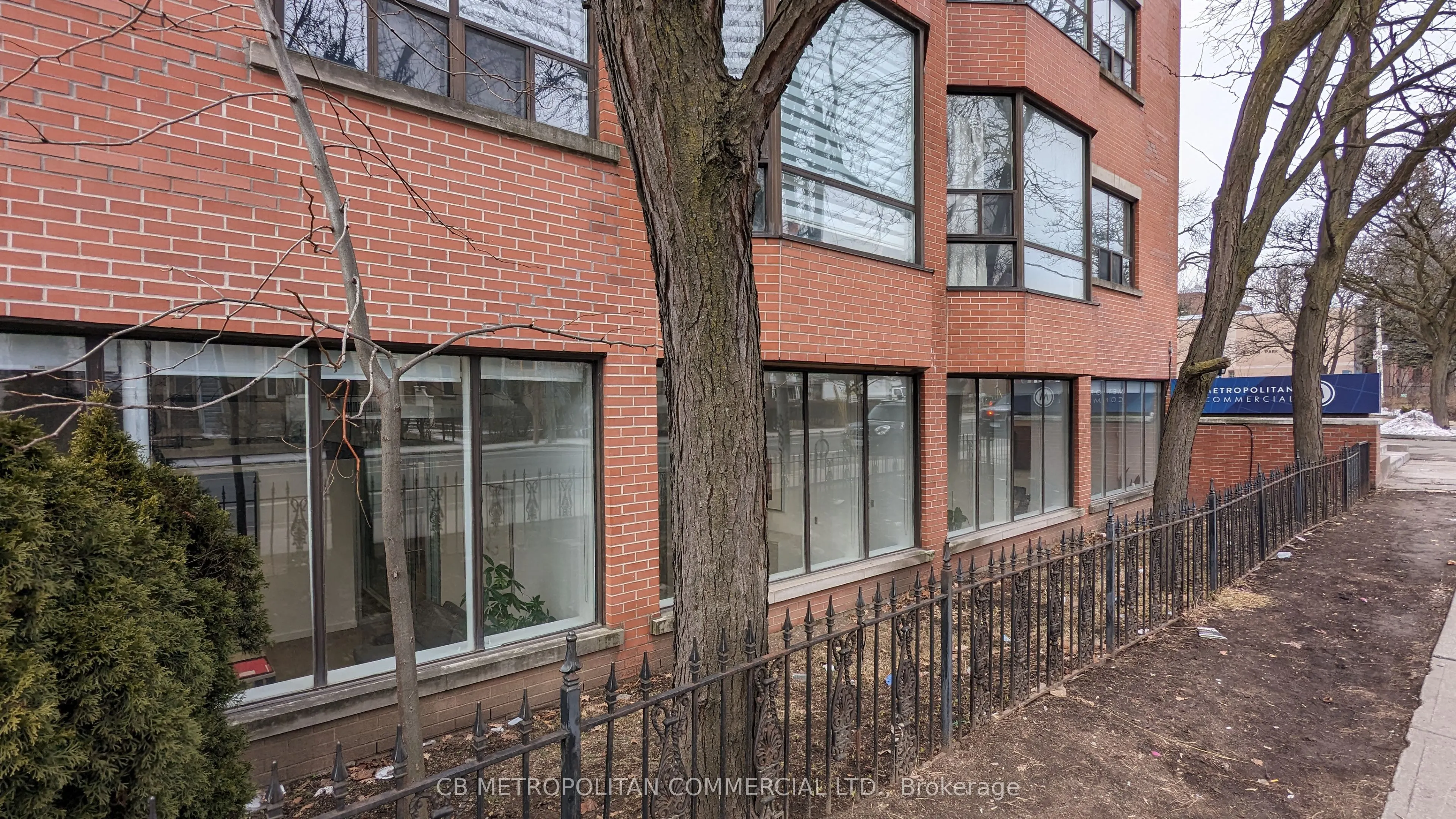 150 Beverley Street, #1