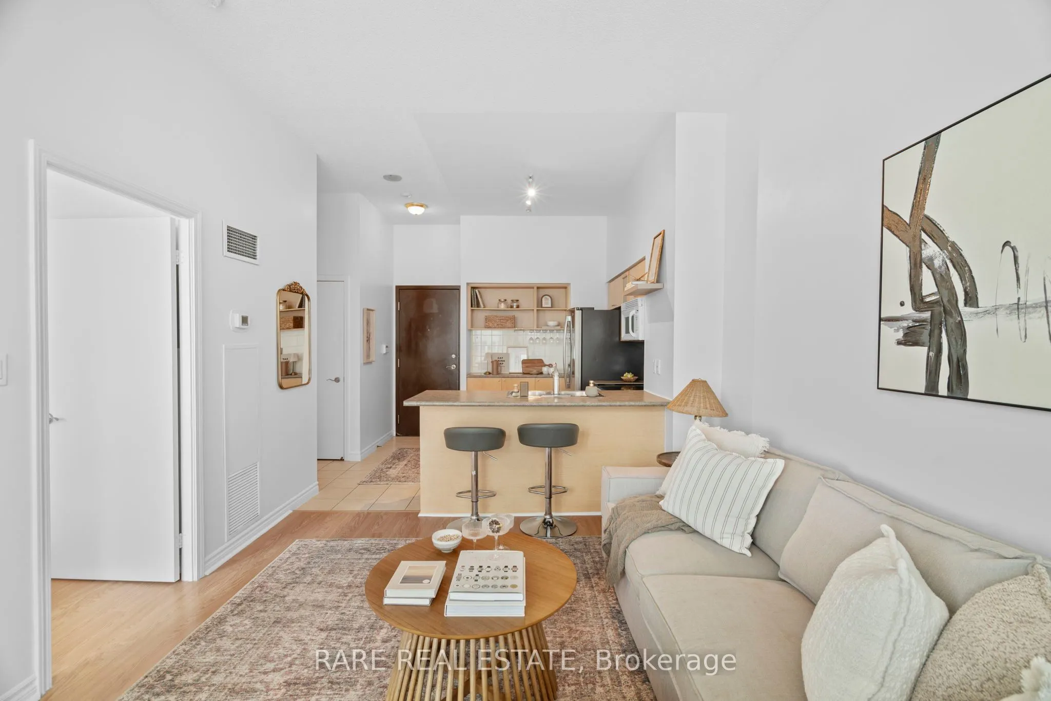 410 Queens Quay W, #413