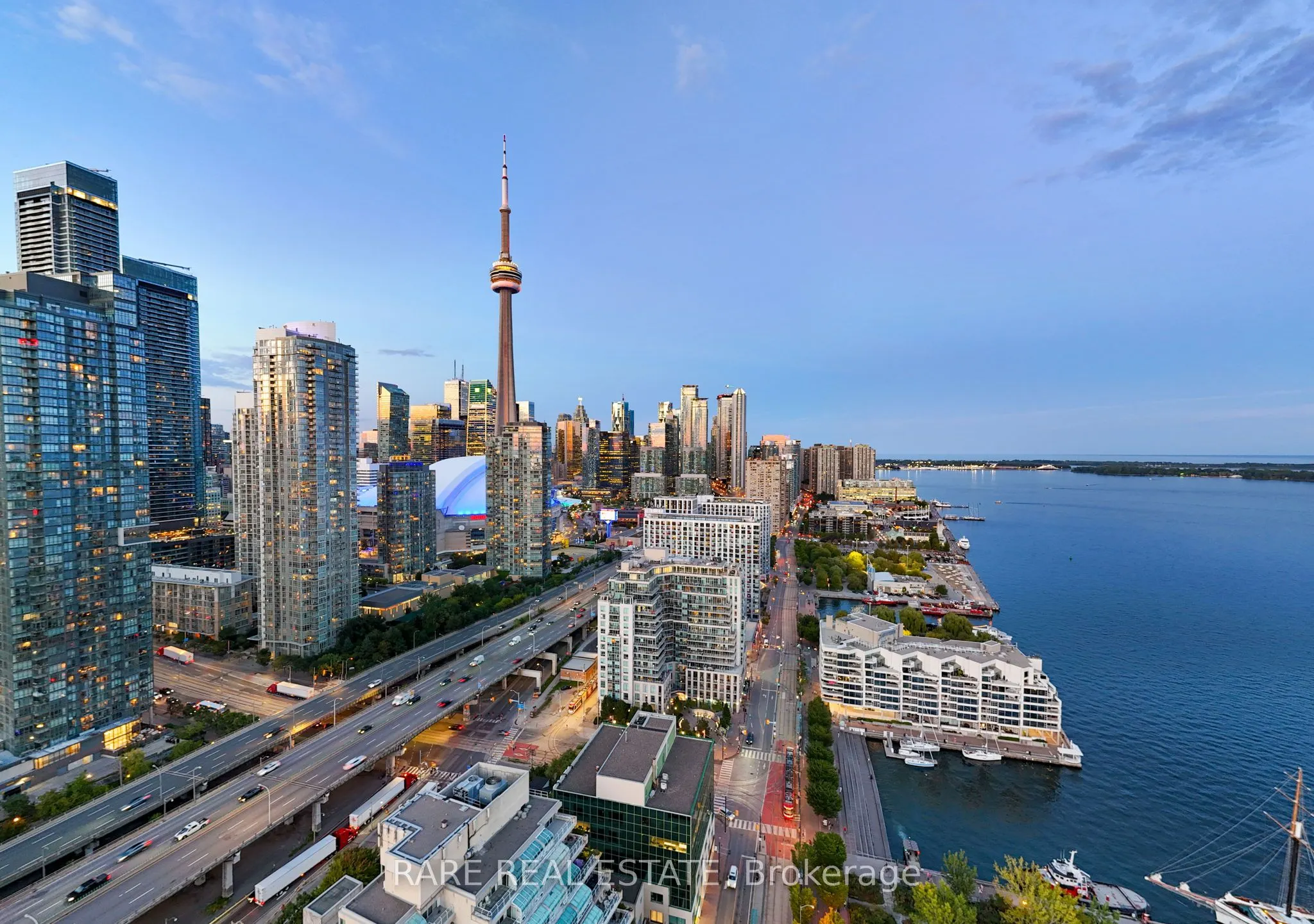 410 Queens Quay W, #413