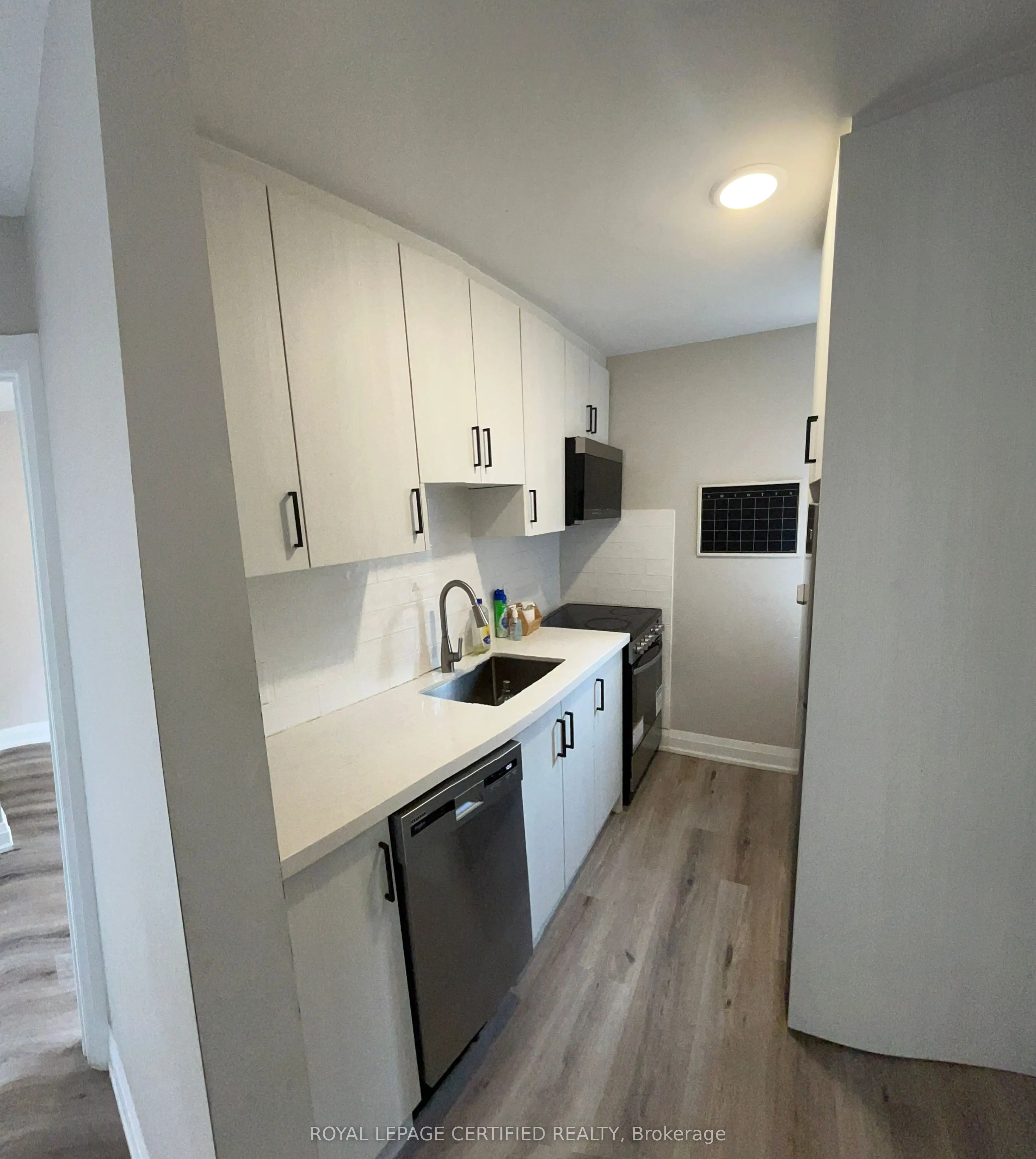 3474 Yonge Street, #122