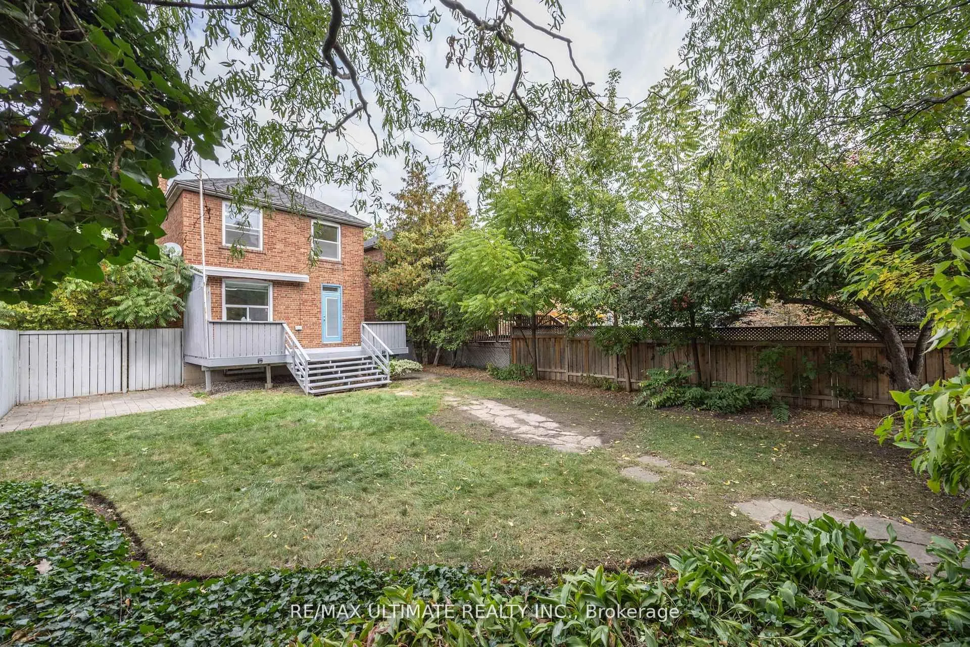 221 Donlea Drive