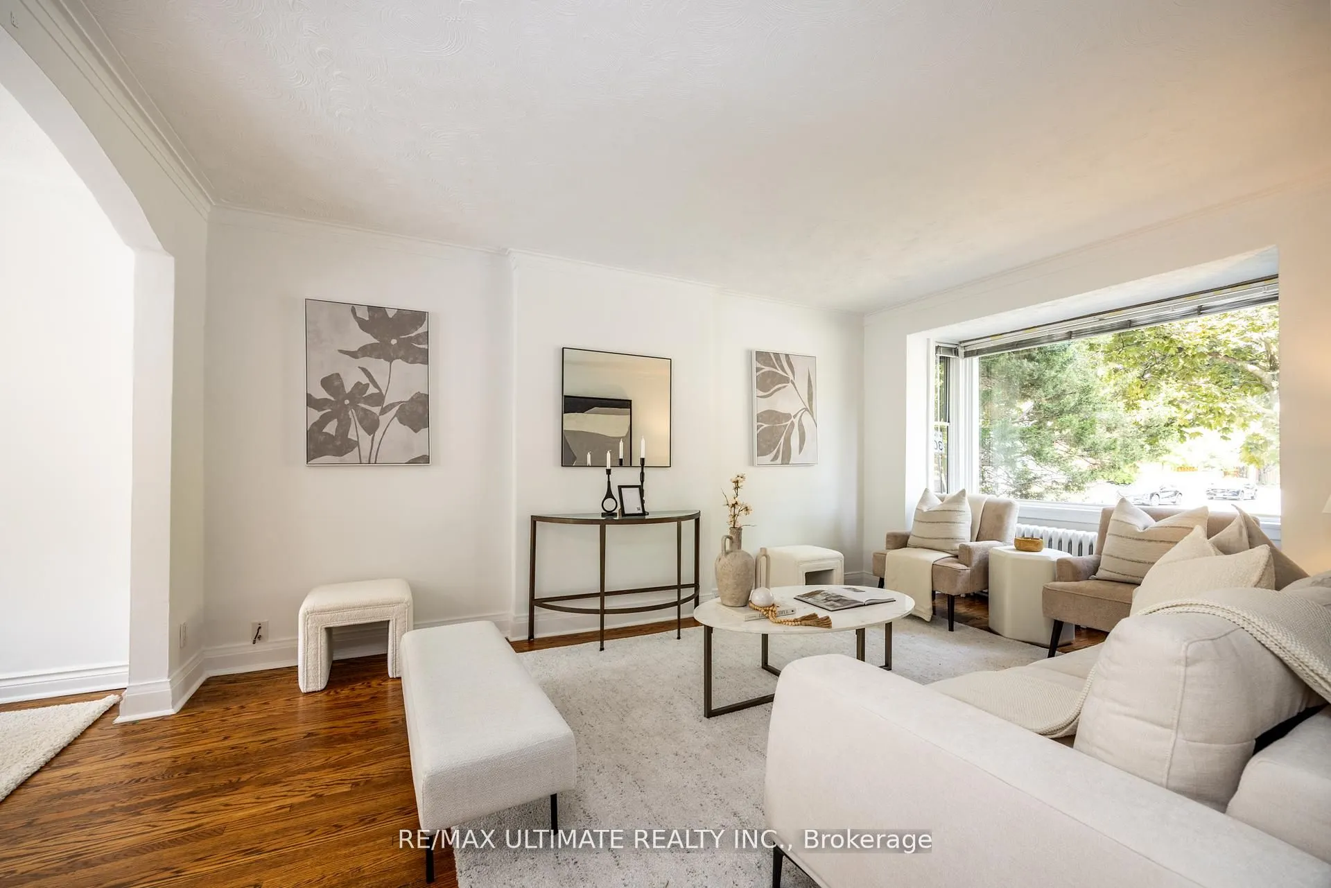 221 Donlea Drive