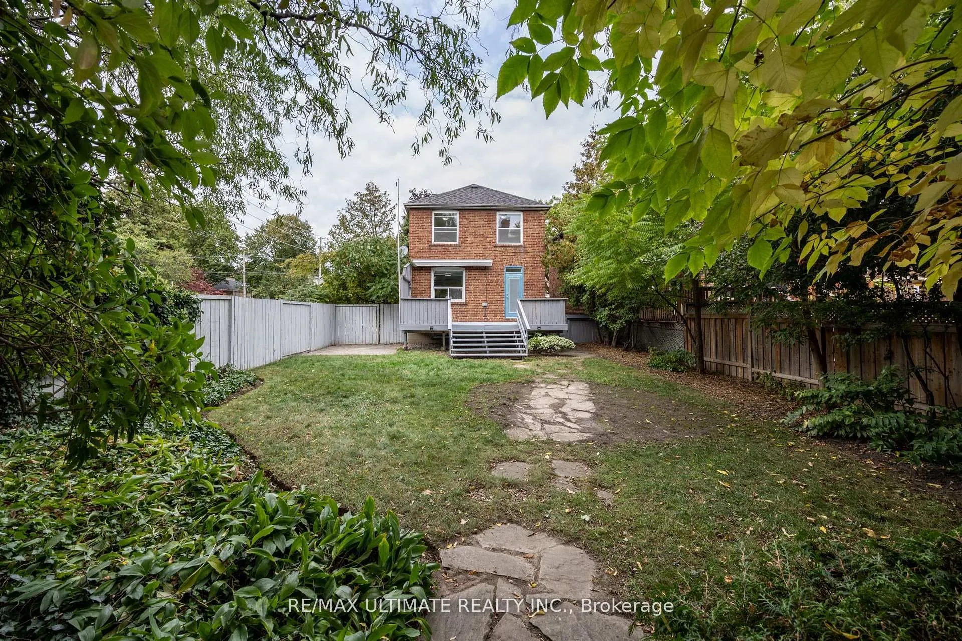 221 Donlea Drive