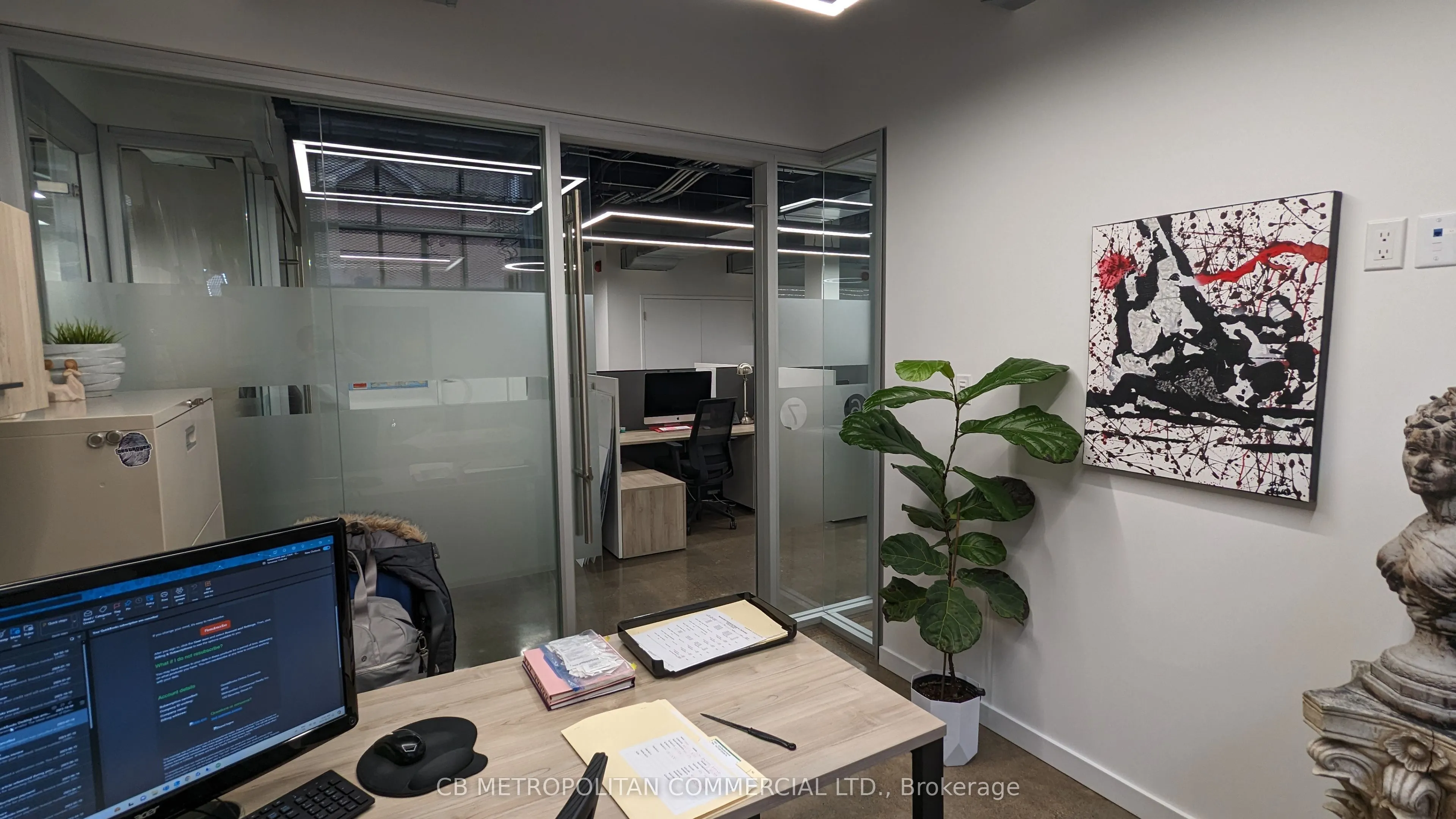 150 Beverley Street, #1