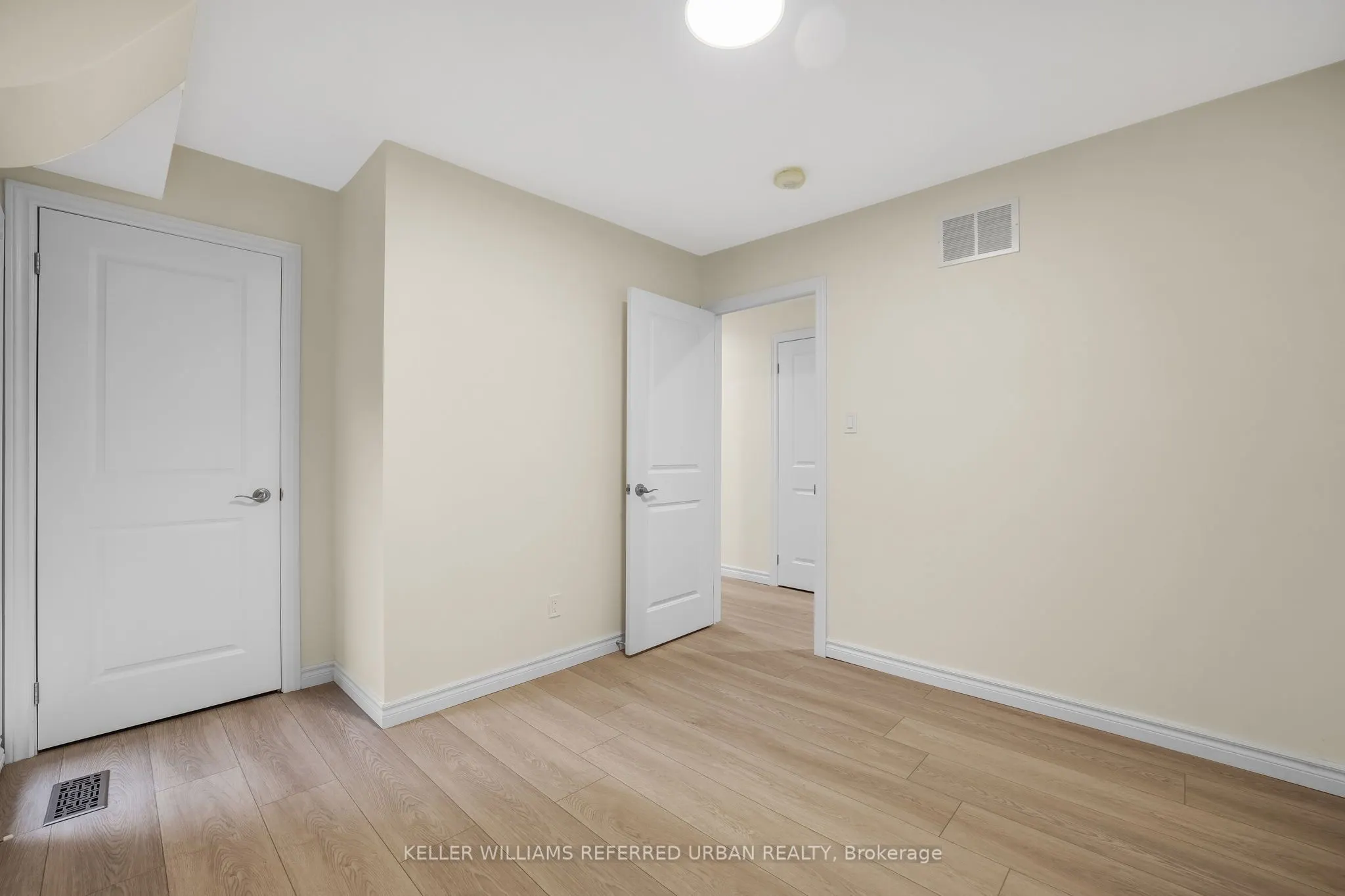 340 Burnett Avenue, #Main
