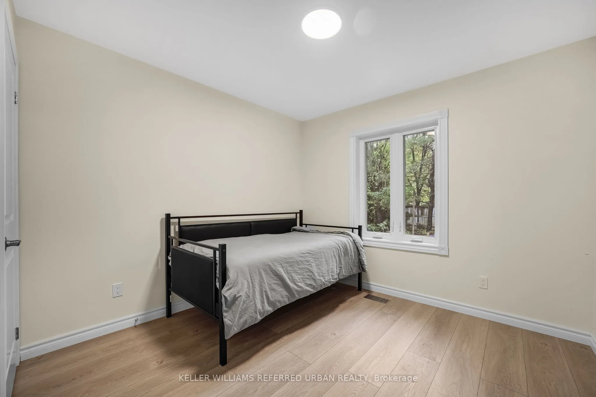 340 Burnett Avenue, #Main
