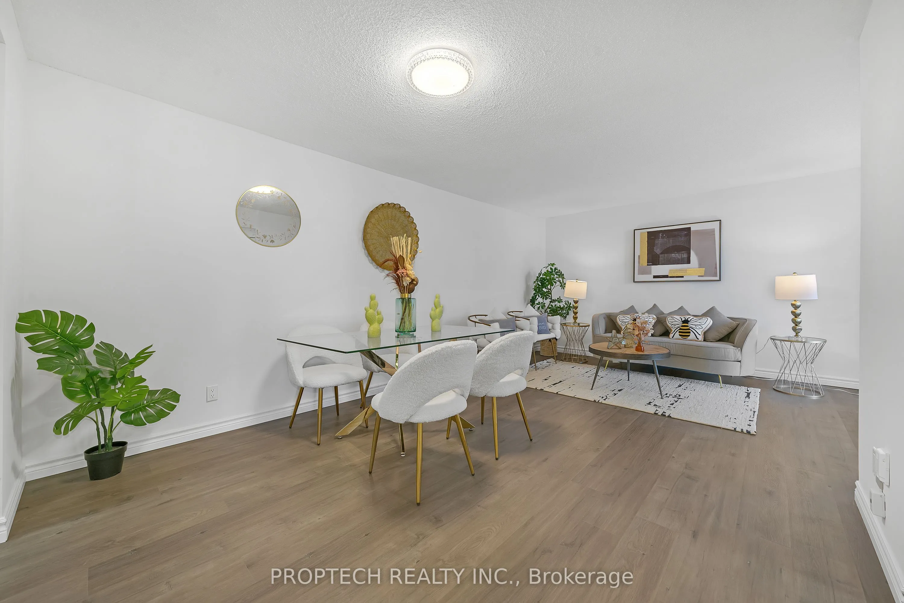 5795 Yonge Street, #204