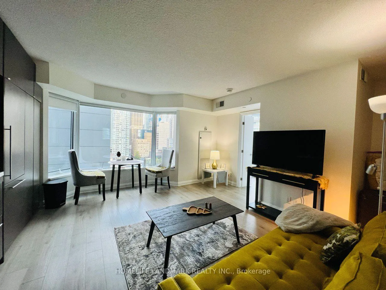 155 Yorkville Avenue, #1407
