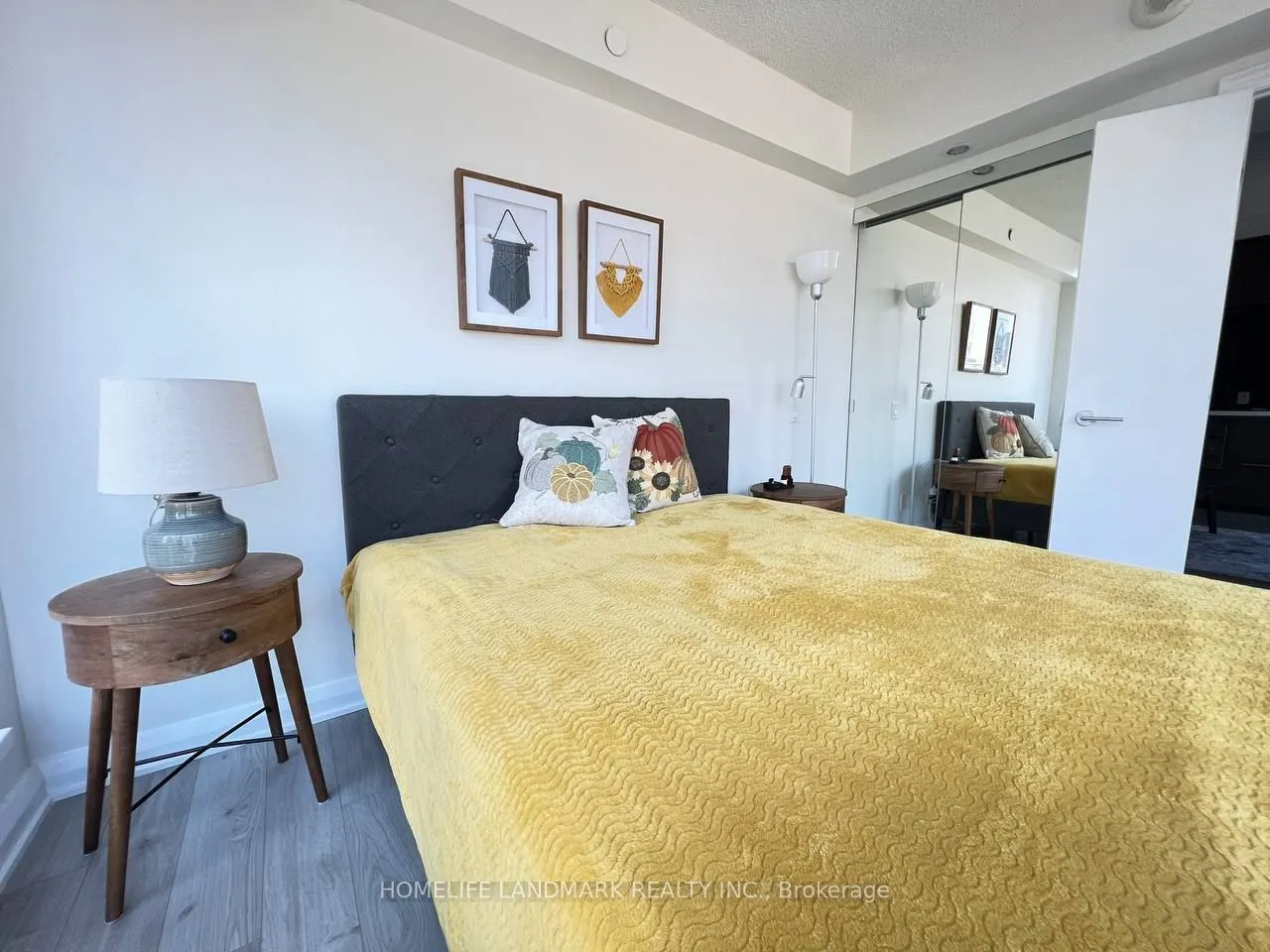 155 Yorkville Avenue, #1407