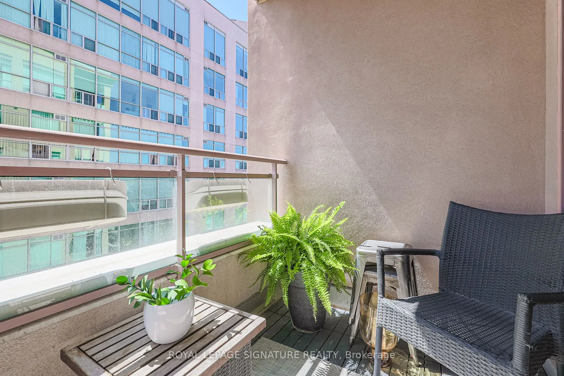 980 Yonge Street, #804