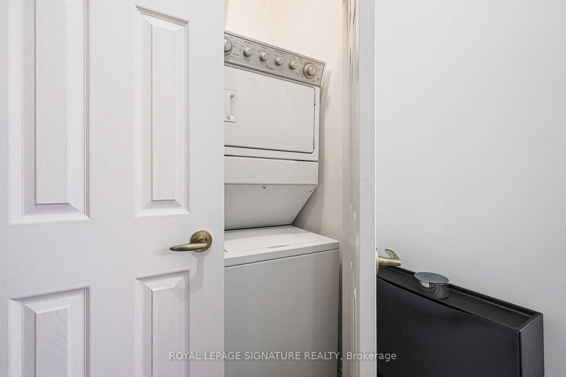 980 Yonge Street, #804