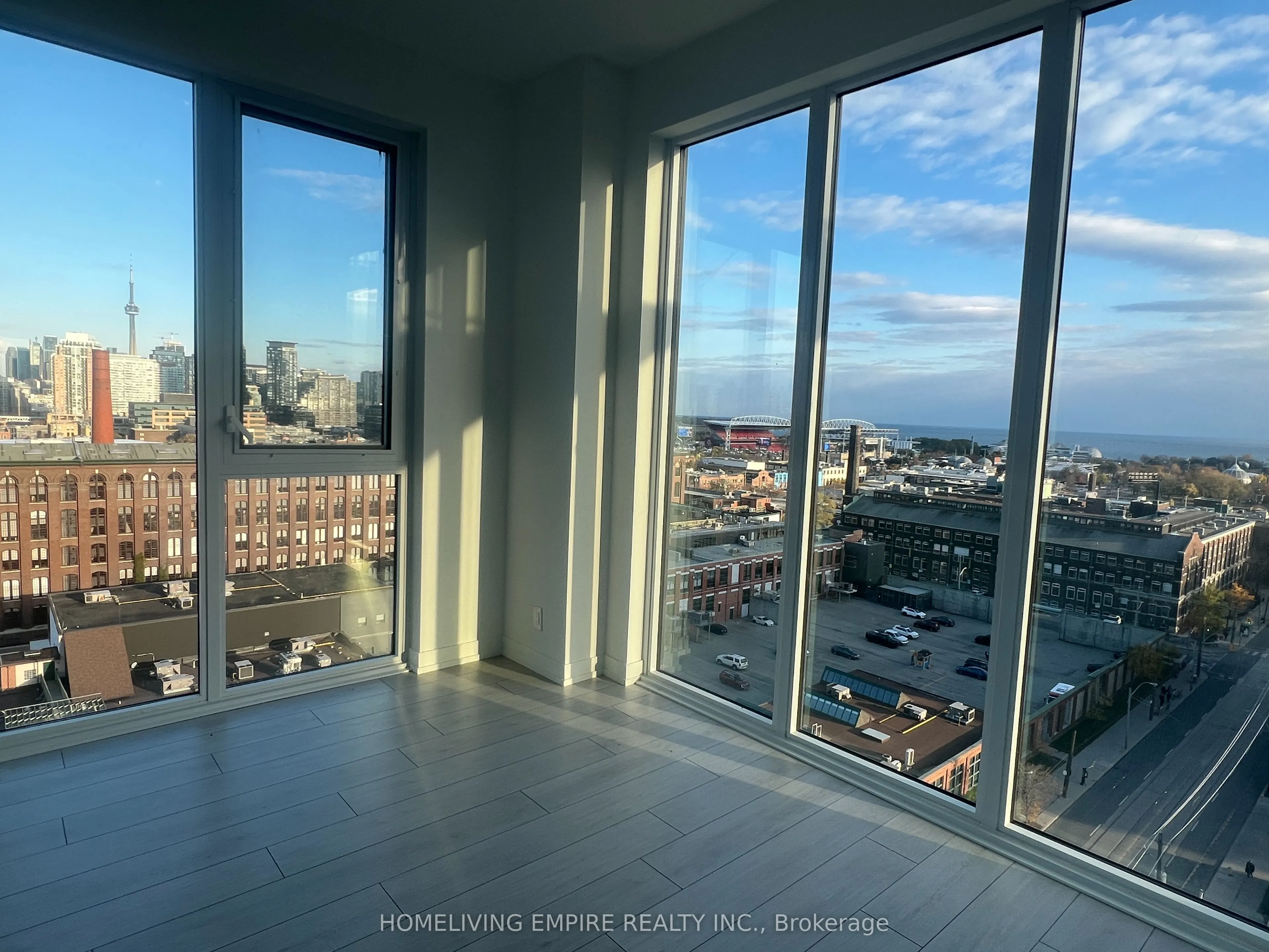 270 Dufferin Street, #1103