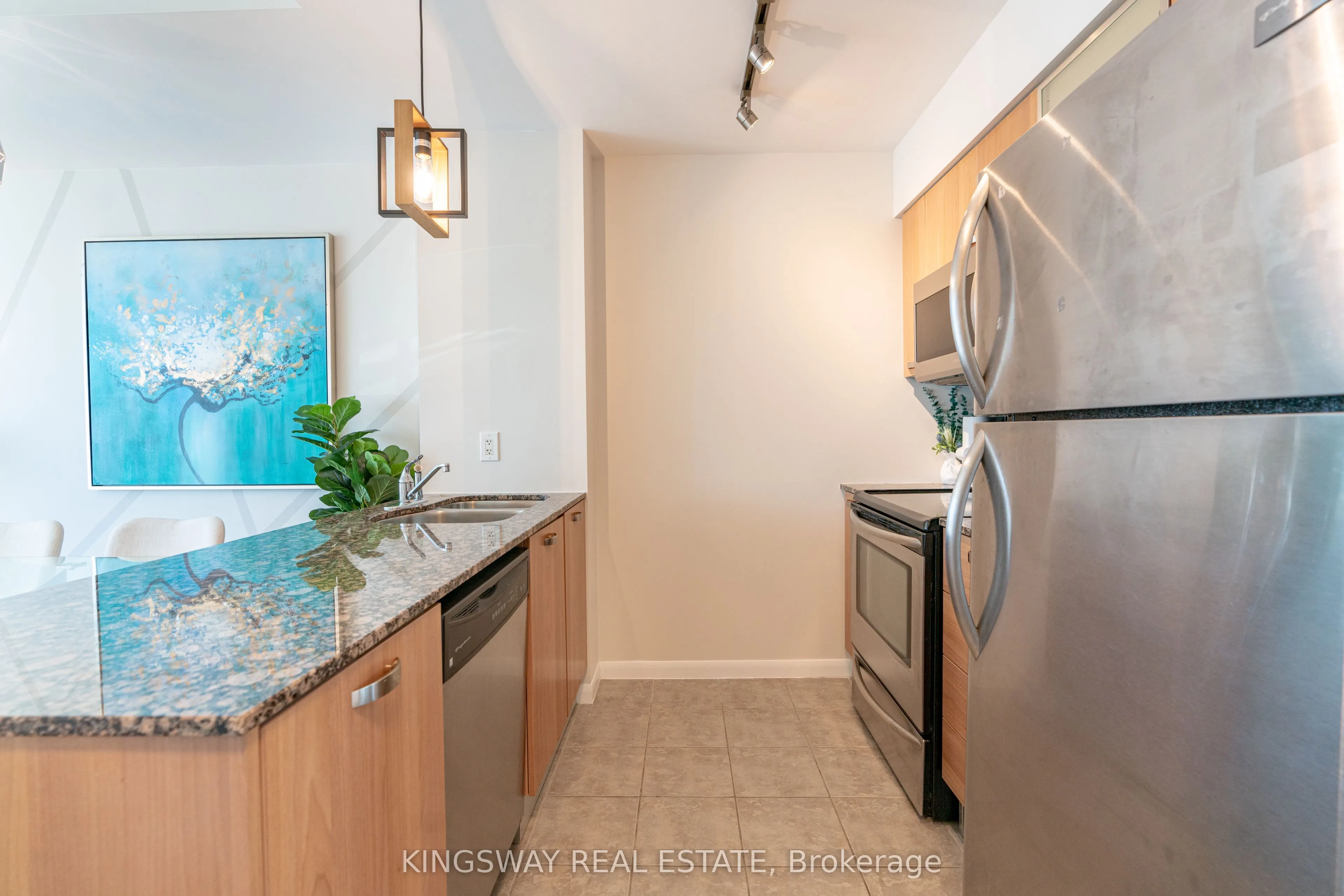 38 Grenville Street, #2706
