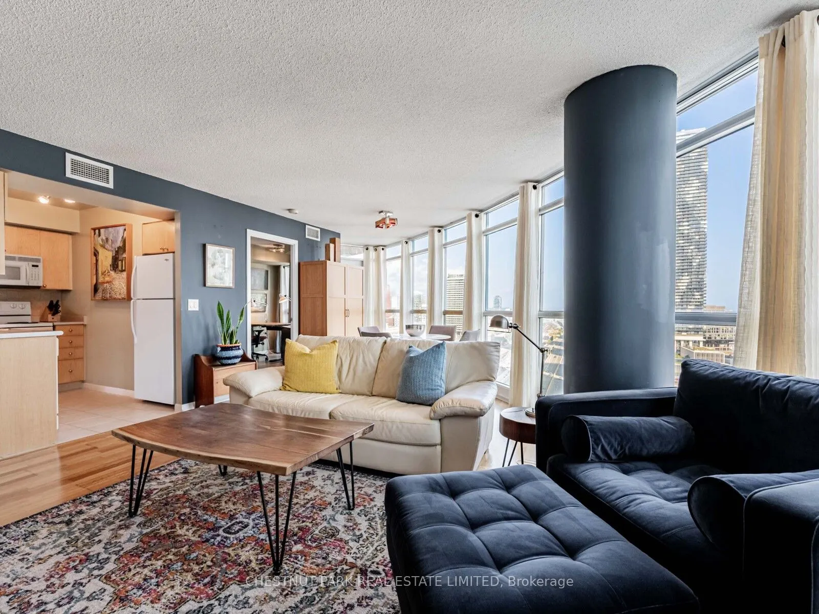 18 Yonge Street, #2211