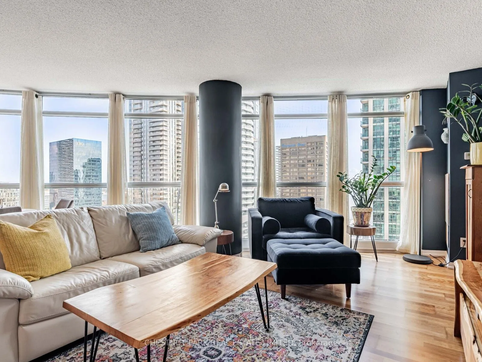 18 Yonge Street, #2211