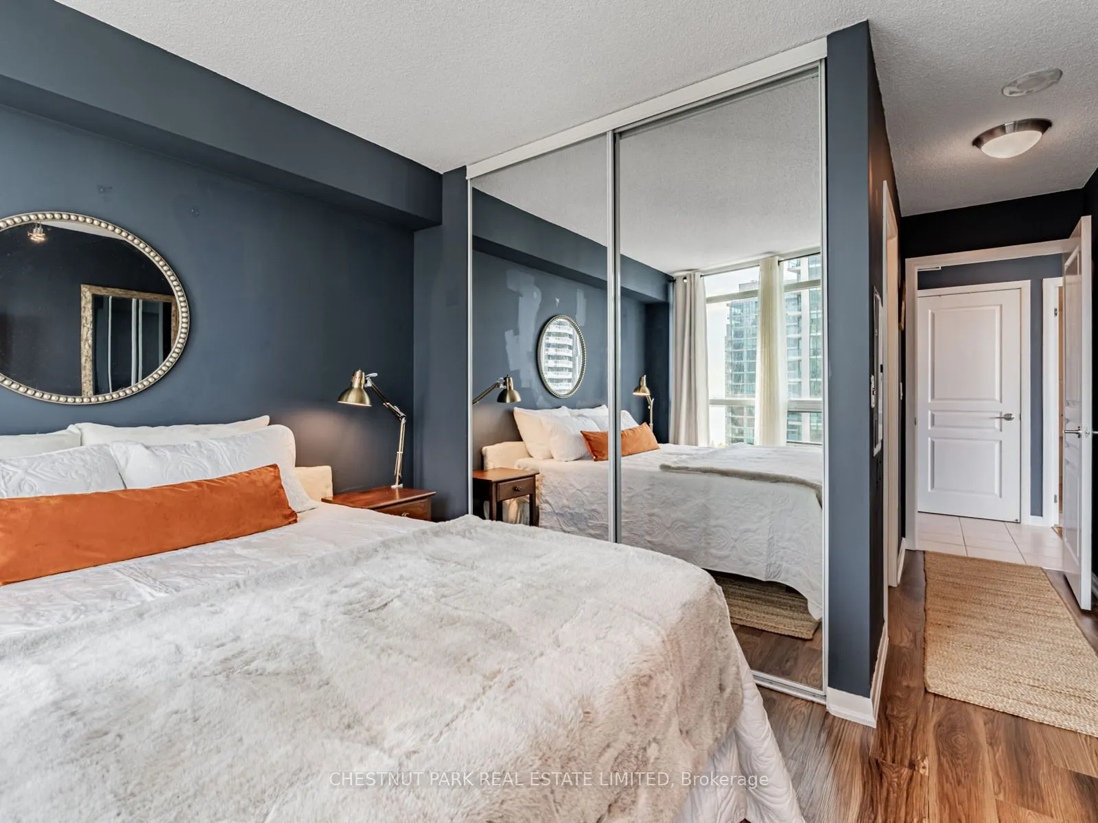 18 Yonge Street, #2211