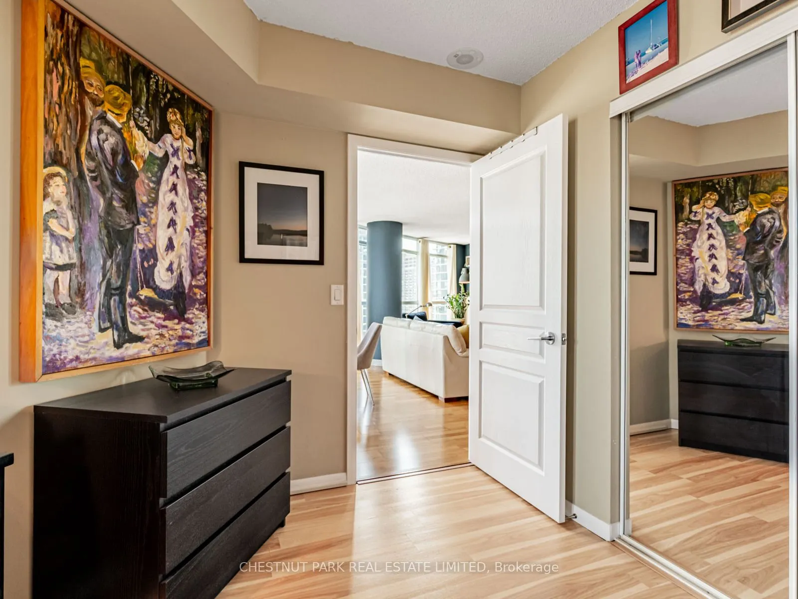 18 Yonge Street, #2211